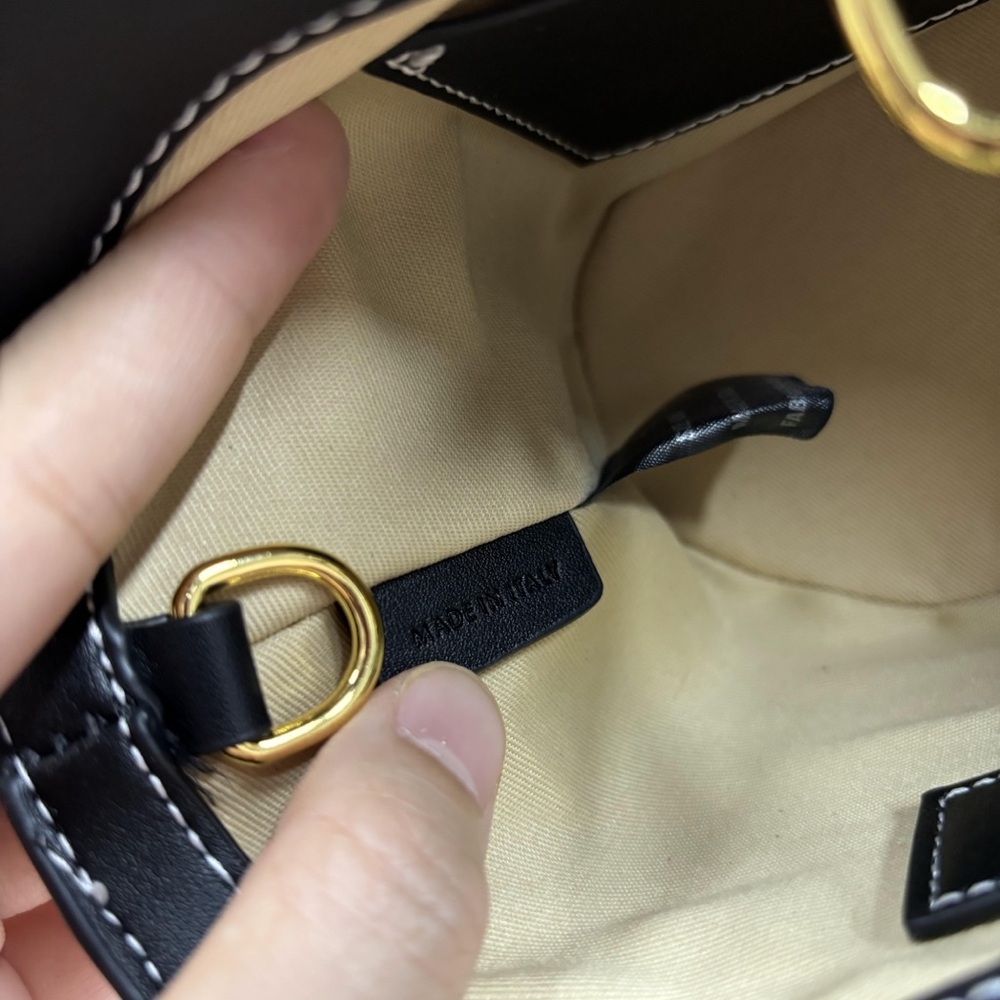MARNI black leather shoulder bag 15*13cm - Picture 2 of 6